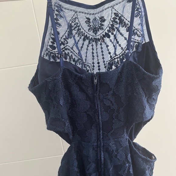 NWT Macy’s Navy Blue Lace Prom/ Formal Dress - Size 7/8 - Picture 3 of 7